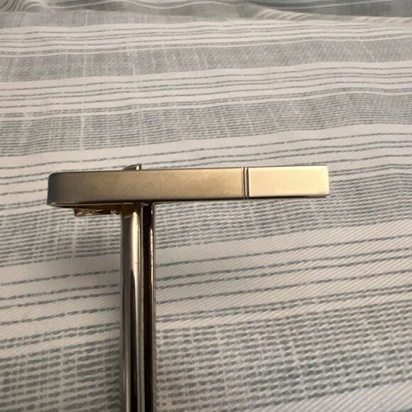 Tie Clip Tie Bar Clasp Gold Tone L#66 - Picture 1 of 4